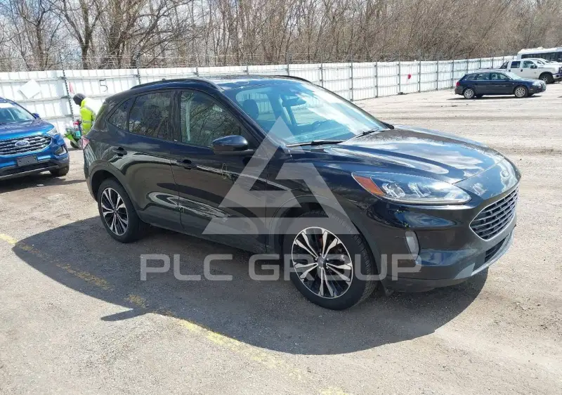 2021 Ford ESCAPE фото