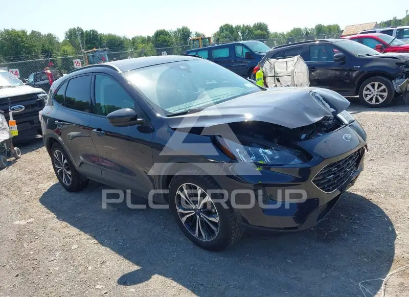 2021 Ford ESCAPE фото
