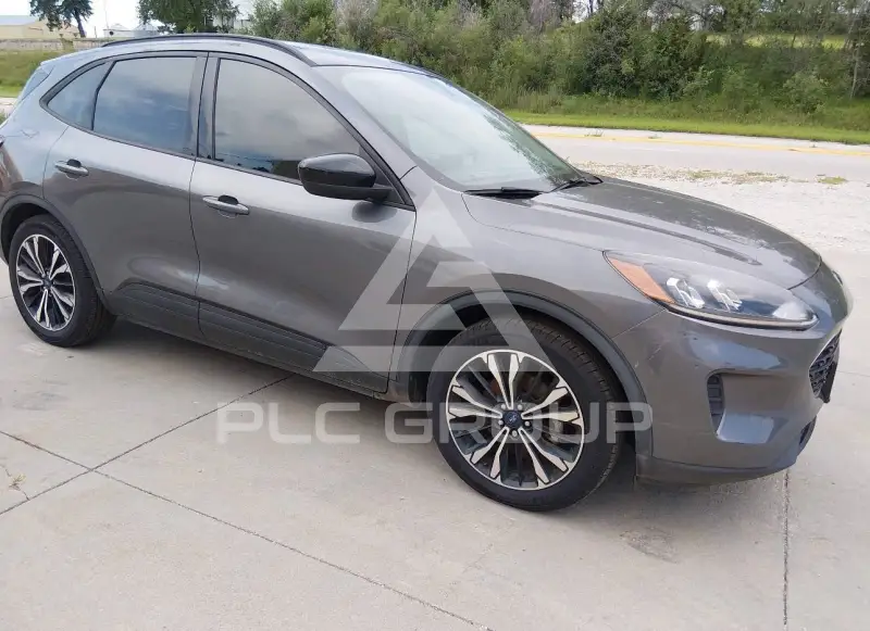 2021 Ford ESCAPE фото