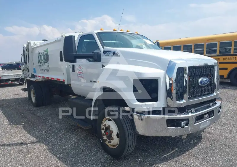 2021 Ford F-650 фото