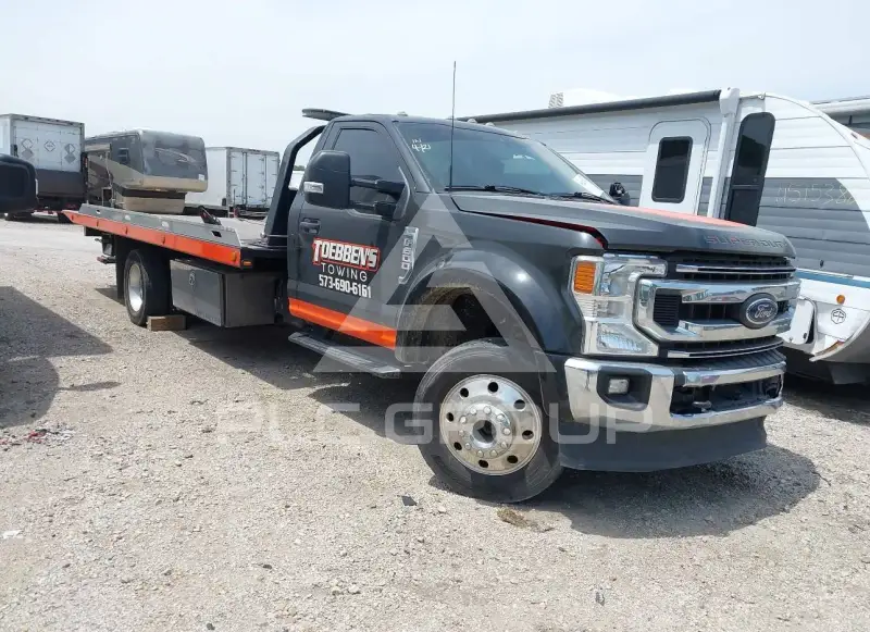 2021 Ford F-600 фото