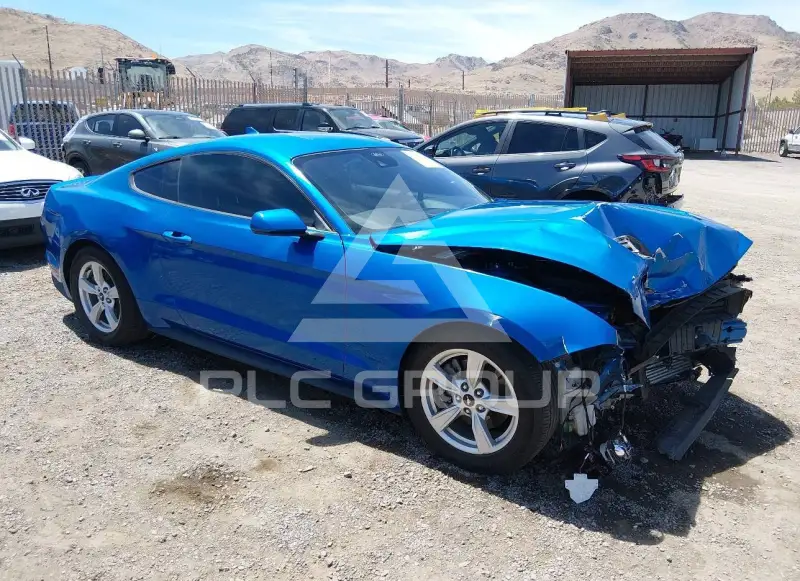 2021 Ford MUSTANG photo