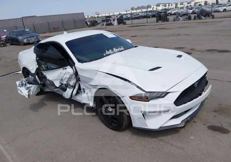 2021 Ford MUSTANG photo