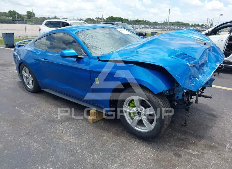 2021 Ford MUSTANG фото