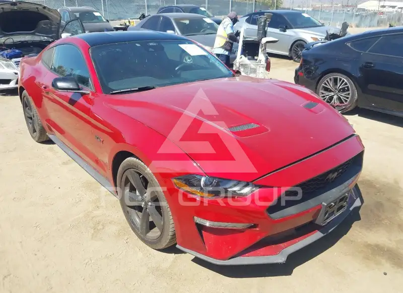 2021 Ford MUSTANG photo