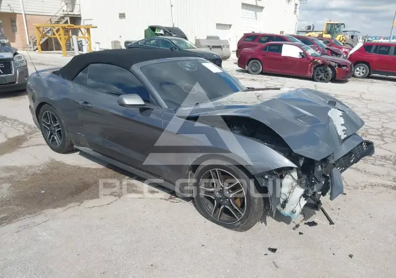 2021 Ford MUSTANG фото