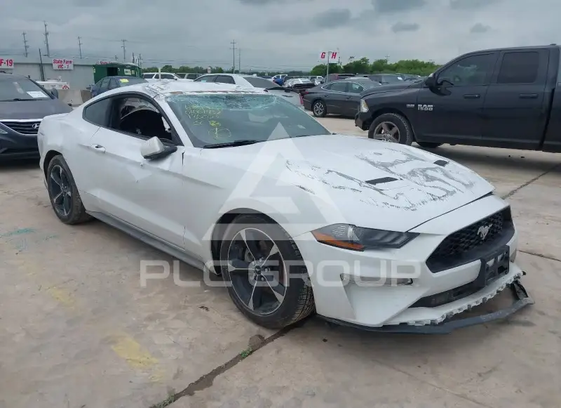 2021 Ford MUSTANG photo