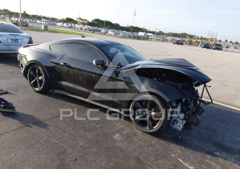 2021 Ford MUSTANG фото