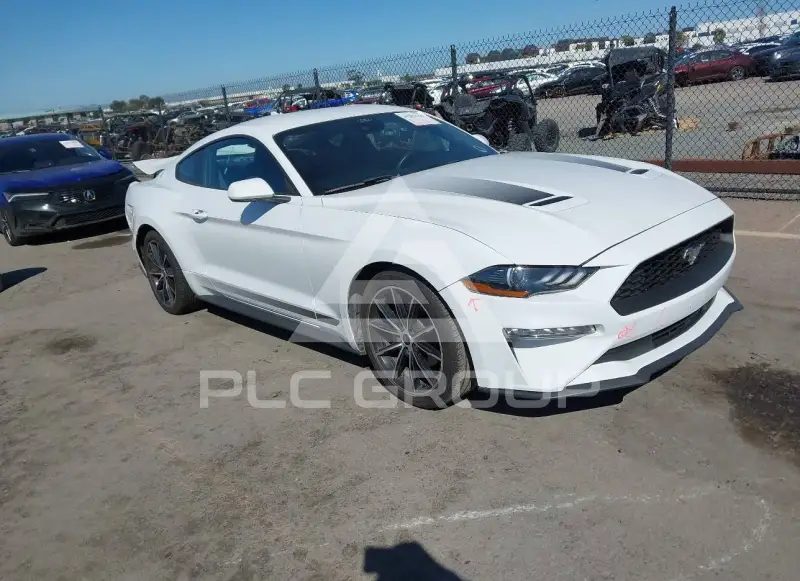 2021 Ford MUSTANG фото