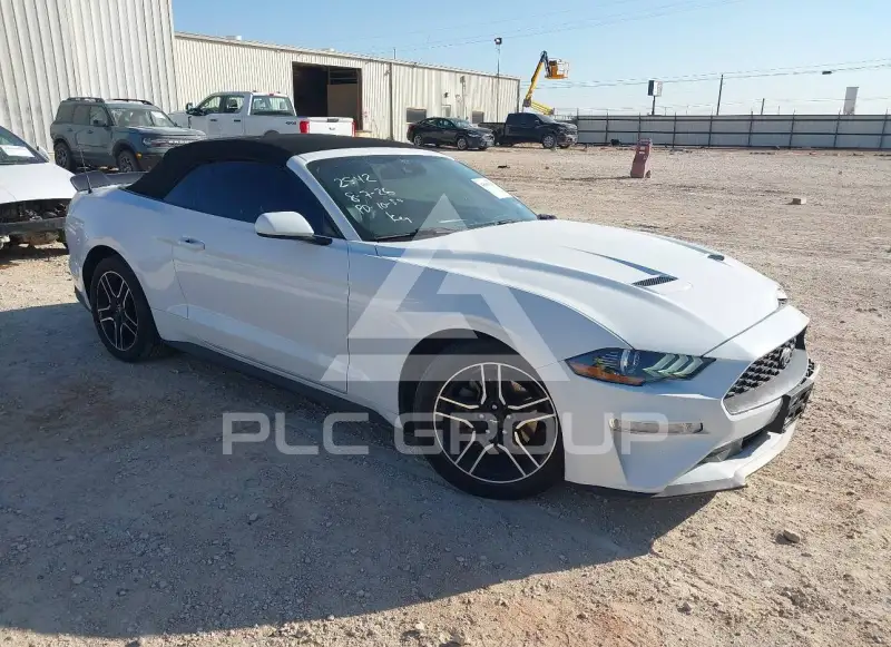 2021 Ford MUSTANG фото