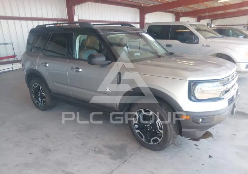 2021 Ford BRONCO photo