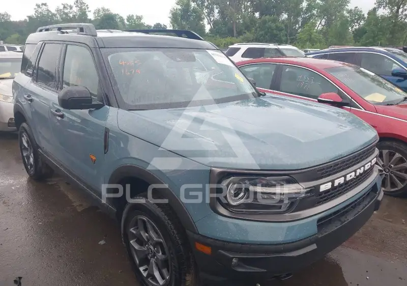 2021 Ford BRONCO фото
