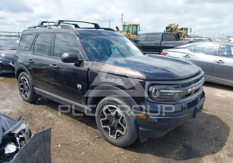 2021 Ford BRONCO photo