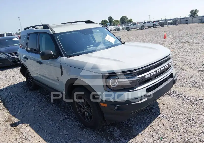 2021 Ford BRONCO photo