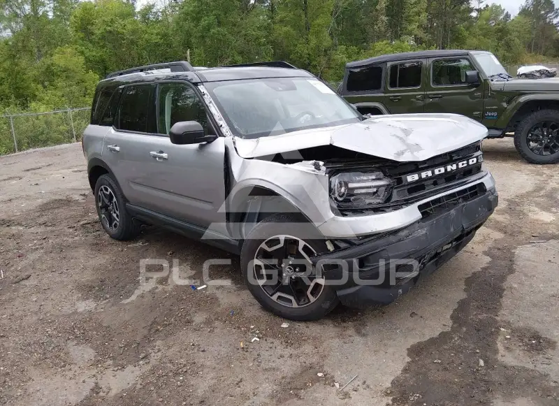 2021 Ford BRONCO photo