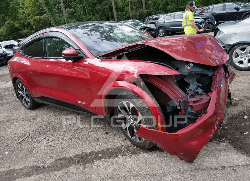2021 Ford MUSTANG фото