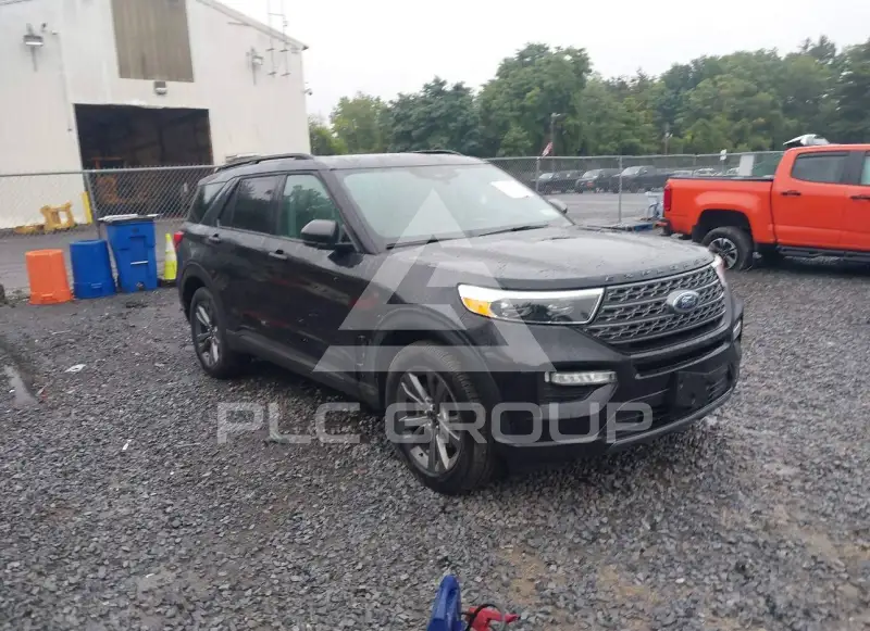 2021 Ford EXPLORER photo