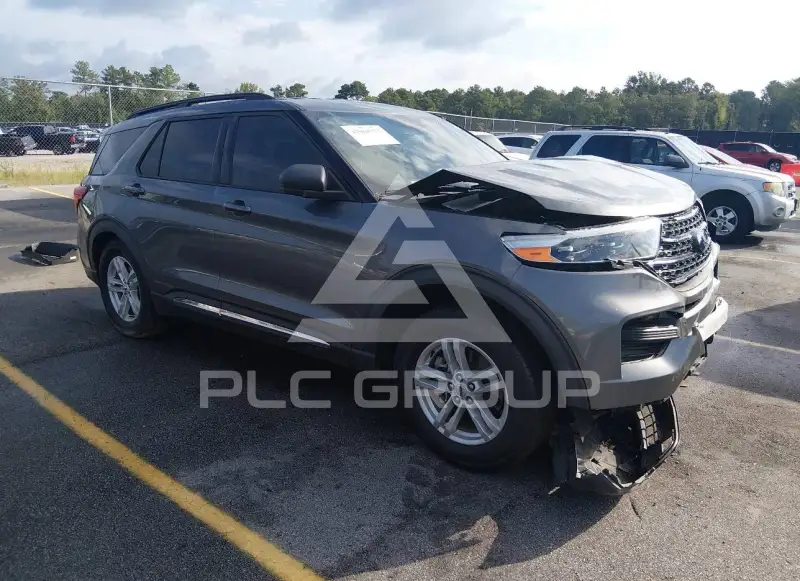 2021 Ford EXPLORER photo