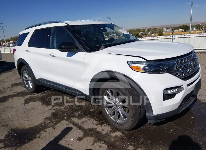 2021 Ford EXPLORER photo
