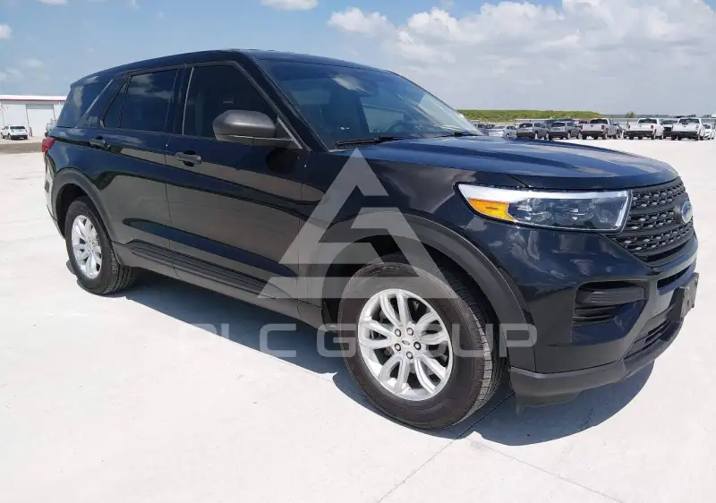 2021 Ford EXPLORER photo
