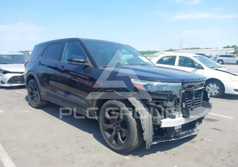 2021 Ford EXPLORER photo