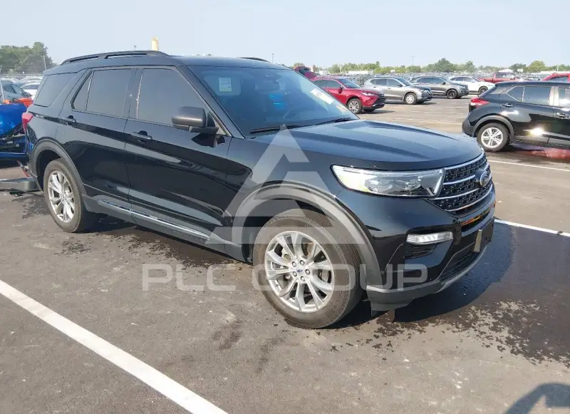 2021 Ford EXPLORER photo