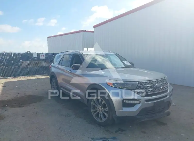 2021 Ford EXPLORER photo