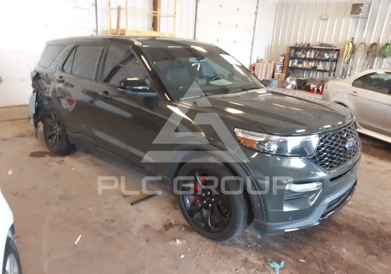 2021 Ford EXPLORER photo