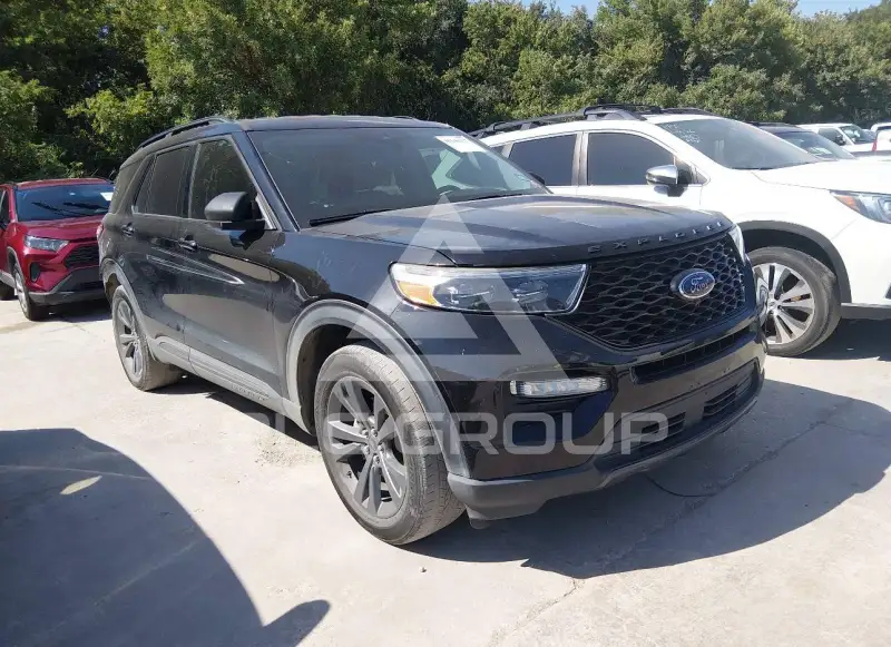 2021 Ford EXPLORER photo
