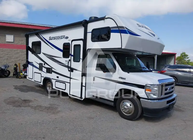 2021 Ford E-350 фото