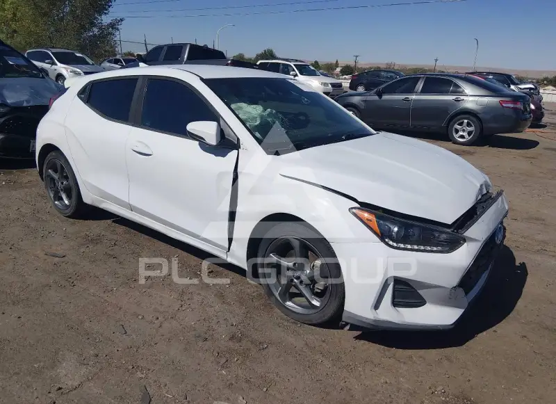 2021 Hyundai Veloster photo