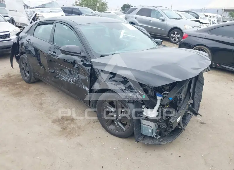 2021 Hyundai Elantra photo
