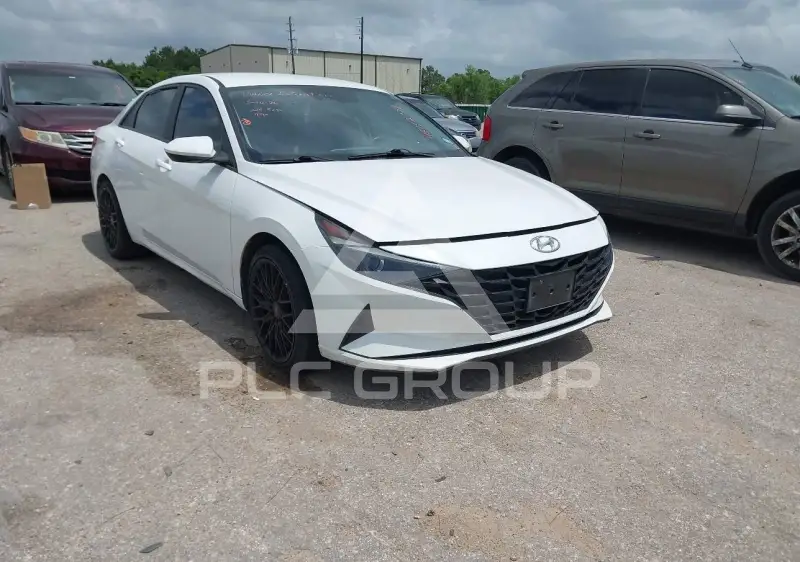 2021 Hyundai Elantra фото