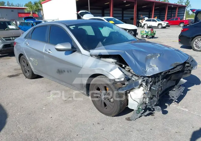 2021 Hyundai Elantra photo