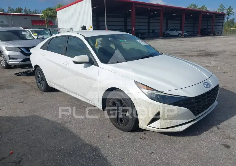 2021 Hyundai Elantra фото