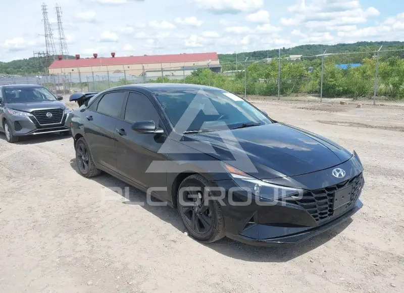 2021 Hyundai Elantra photo