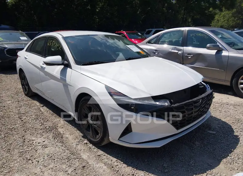 2021 Hyundai Elantra photo