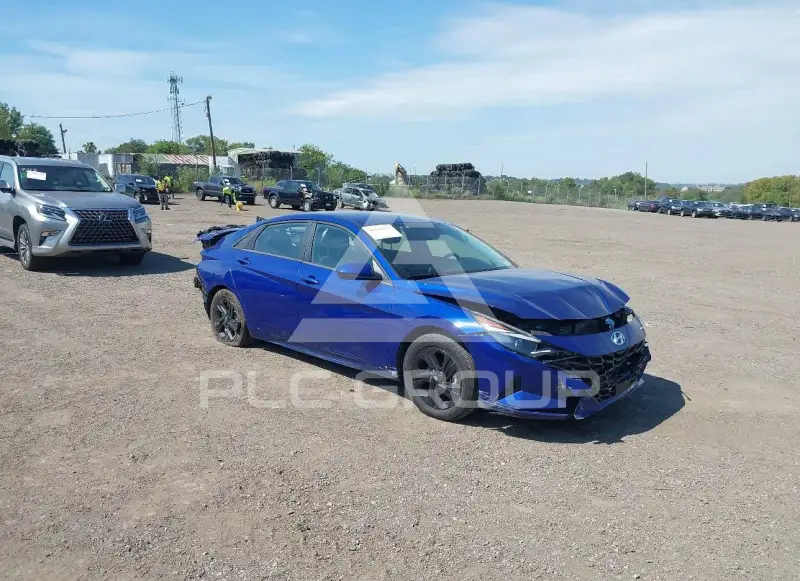 2021 Hyundai Elantra photo