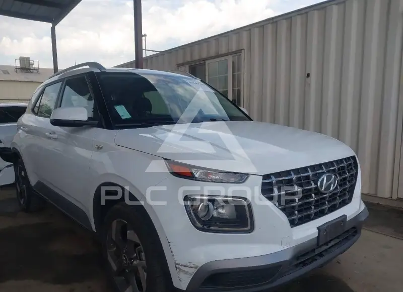 2021 Hyundai Venue photo