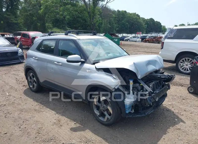 2021 Hyundai Venue photo