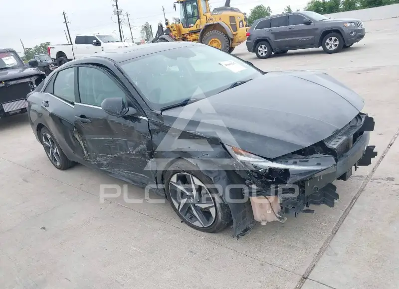 2021 Hyundai Elantra photo