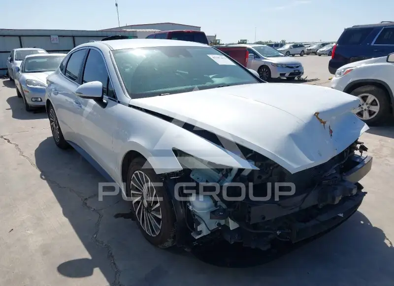 2021 Hyundai Sonata photo