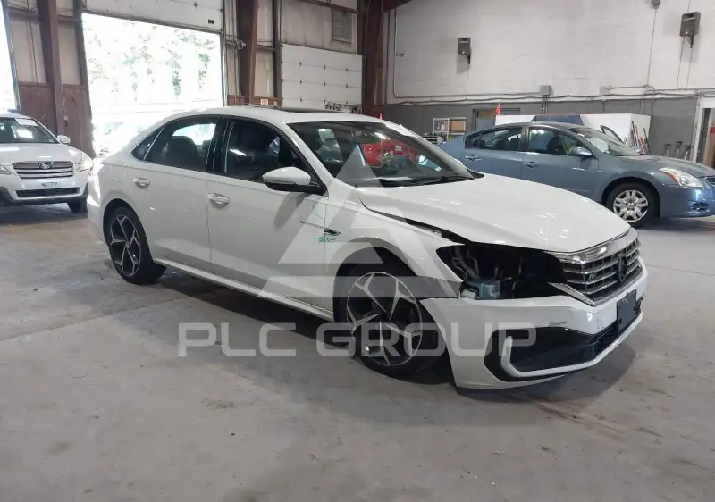 2021 Volkswagen Passat фото