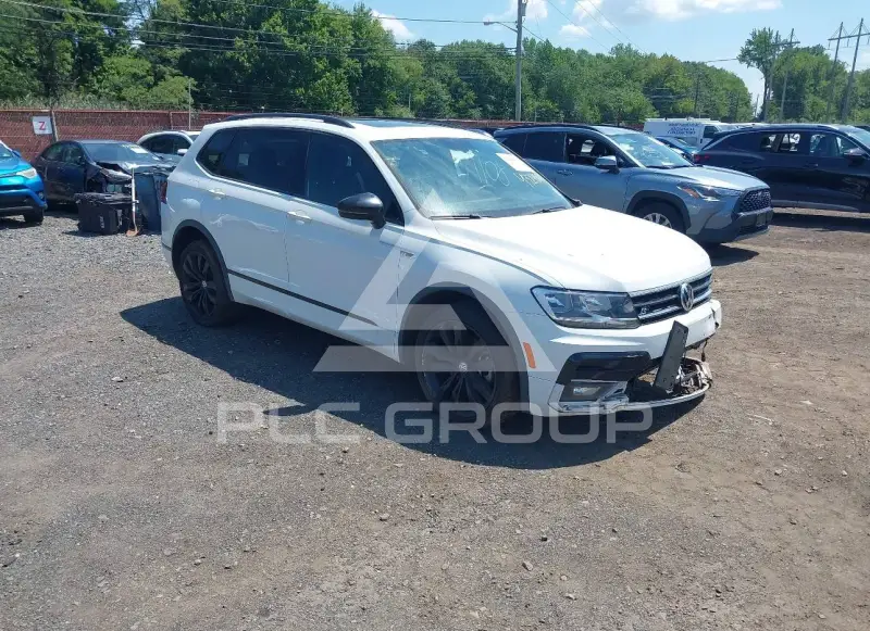 2021 Volkswagen Tiguan фото