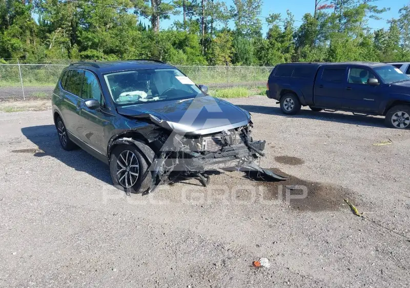 2021 Volkswagen Tiguan фото
