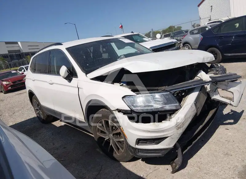 2021 Volkswagen Tiguan photo