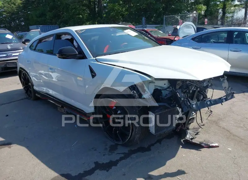 2021 Lamborghini Urus photo