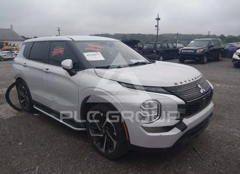 2022 Mitsubishi OUTLANDER фото