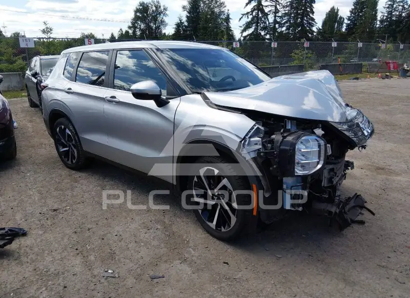 2022 Mitsubishi OUTLANDER фото