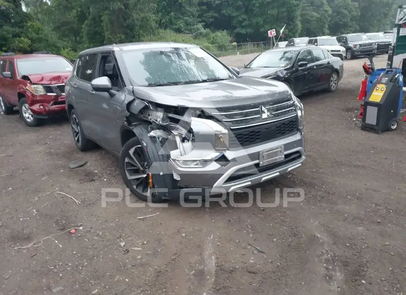2022 Mitsubishi OUTLANDER фото